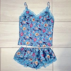 Victoria’s Secret 2 piece sleep set